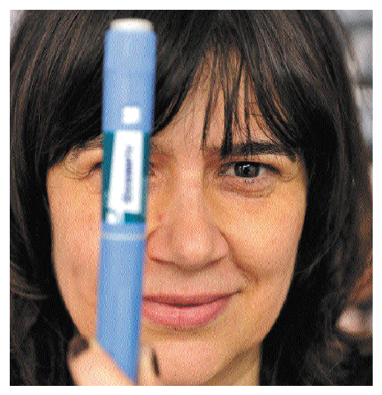 'As pessoas que vão usar precisam ser acompanhadas de perto, saber se têm predisposição para problemas específicos e considerar que os efeitos colaterais realmente existem.',  Aline do Espirito Santo, jornalista -  (crédito: Leandro Couri/EM/D.A Press)