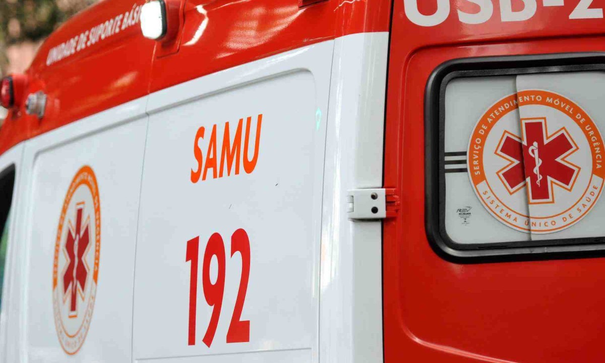 Ambulância do Samu -  (crédito: Alexandre Guzanshe/EM/D.A Press)
