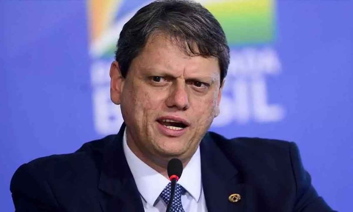 Tarcísio de Freitas, governador de São Paulo, criticou as denúncias sobre as mortes em operações policiais -  (crédito: Ag&ecirc;ncia Brasil)