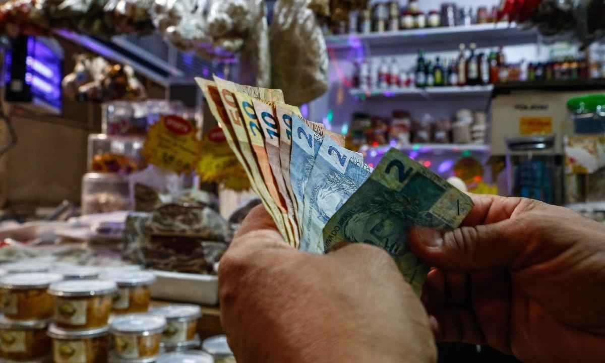 Aumento nos rendimentos em 2023 foi quase o dobro do ano anterior -  (crédito: Rafael Martins/AFP)