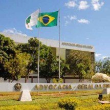 Advogados da União recebem até R$ 547 mil ao mês em honorários