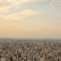 Defesa Civil emite alerta para onda de calor em Belo Horizonte  - T&uacute;lio Santos / EM / D.A Press