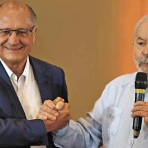 1° de Maio: boné usado por Alckmin repercute nas redes sociais - FELIPE ARAÚJO/AFP