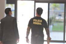 Três procurados pela Interpol são deportados e presos em Confins