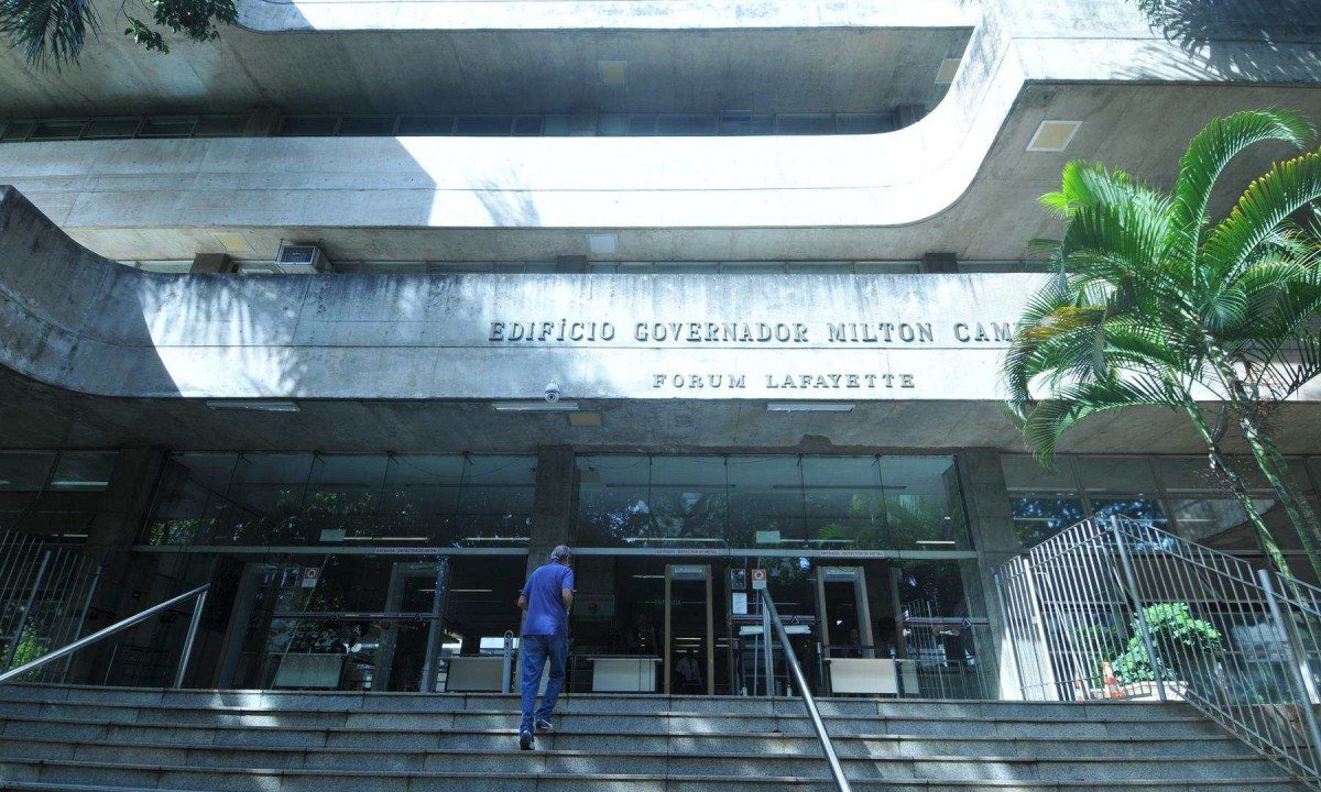 Juiz nega serviço comunitário para advogado que desviou R$ 1 mi de cliente