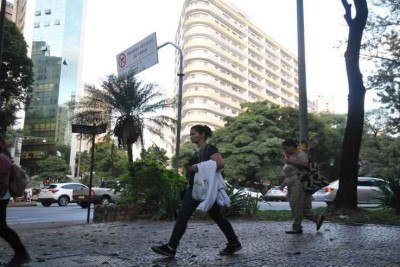 frio em BH -  (crédito: Alexandre Guzanshe/EM/D.A. Press)