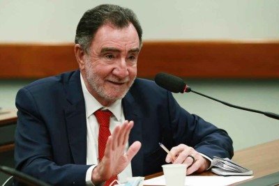 Patrus Ananias na Câmara dos Deputados -  (crédito: Lula Marques/PT na Câmara)