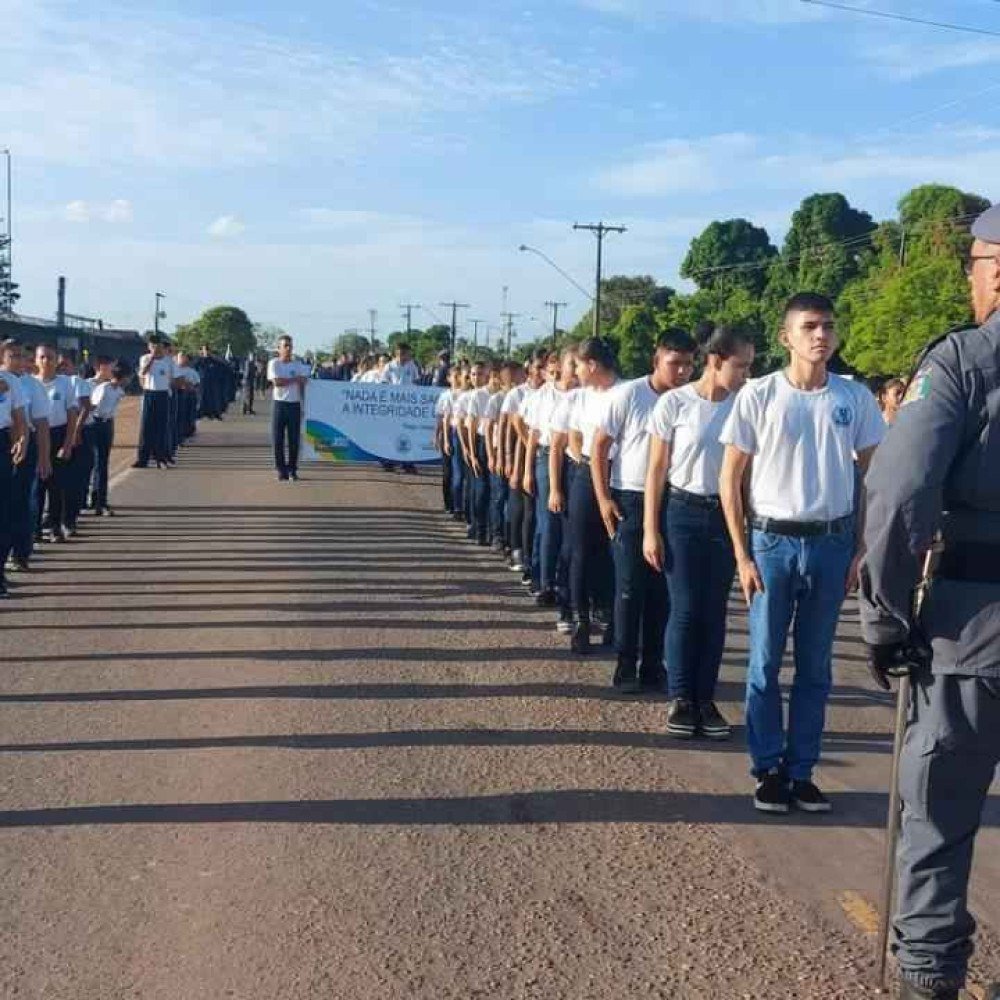 PL das escolas particulares cívico-militares é aprovado em 1º turno em BH