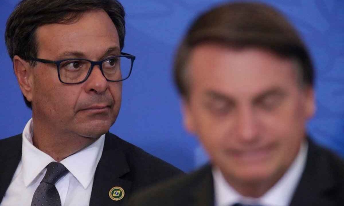 Ministro do Turismo Gilson Machado, ao lado do Presidente Jair Bolsonaro -  (crédito: AG&Ecirc;NCIA BRASIL/REPRODU&Ccedil;&Atilde;O)