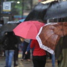 Minas tem 605 cidades sob alerta de tempestade e chuva de até 100 mm - Edesio Ferreira/EM/D.A Press