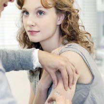 Além da infância: as vacinas que toda mulher precisa tomar - Getty Images