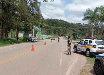 Blitz em estrada de Minas Gerais -  (crédito: PMRV/Divulgação)
