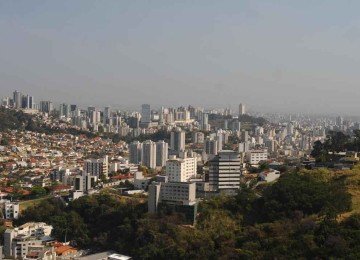 foto ilustrativa de clima, Vista de Belo Horizonte com muito sol e calor
 -  (crédito: Leandro Couri/EM/D.A Press
)