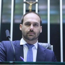 PF tenta localizar Eduardo Bolsonaro para intimá-lo e fica sem resposta