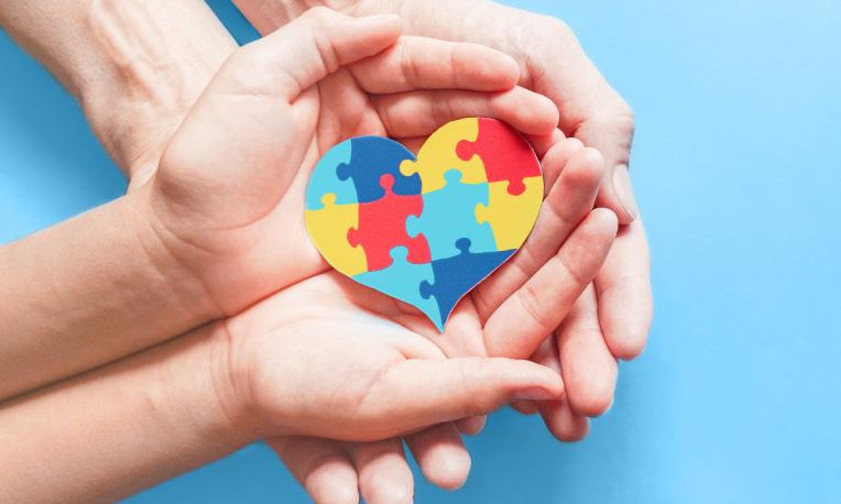 S&iacute;mbolo do autismo, cora&ccedil;&atilde;o colorido -  (crédito: Pixabay/Reprodu&ccedil;&atilde;o)