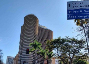 Clima em BH, com céu aberto sem nuvens -  (crédito: Jair Amaral/EM/D.A press)