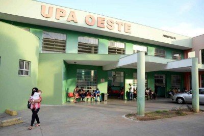 Fachada da UPA Oeste, em BH -  (crédito: Túlio Santos/EM/D.A Press)