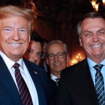 Bolsonaro faz vídeo de apoio a Trump: 'Certeza de um mundo melhor' - ALAN SANTOS/AFP