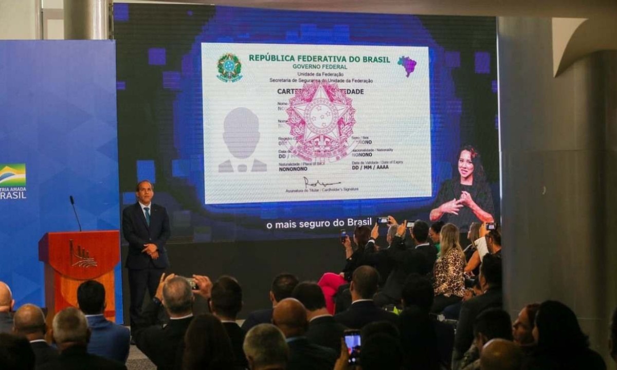 Apresentação da nova carteira de identidade em cerimônia no Palácio do Planalto, em junho de 2022 -  (crédito: Divulgação )