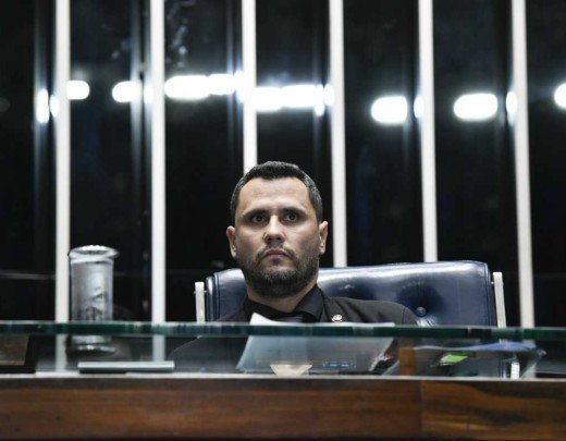 Cleitinho vinha adiando uma definição pública sobre disputar o Palácio Tiradentes, mas voltou a indicar ontem (28/7) que poderia entrar na corrida eleitoral -  (crédito: Roque de Sá/Agência Senado)