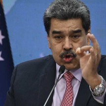 Maduro fecha a fronteira com o Brasil 48 horas antes das eleições - Yuri Cortez/AFP