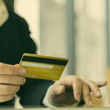 Cartão de crédito: saiba como fazer a portabilidade de uma dívida -  Reprodução/Invest News