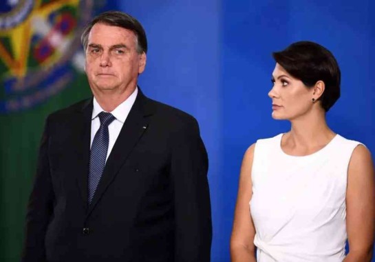 EM Política