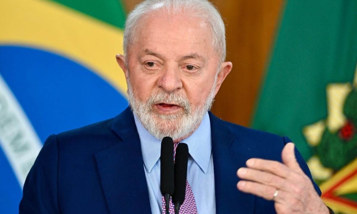 Presidente Luiz Inácio Lula da Silva concedendo entrevista coletiva -  (crédito: EVARISTO SA / AFP)
