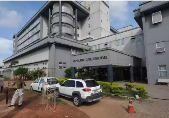 Morador foi socorrido para o Hospital Risoleta Neves com 11 facadas na região do pescoço e barriga -  (crédito:  Tulio Santos/EM/D.A Press)
