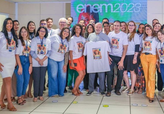 Lula visitou a sede do Inep no primeiro dia de aplicação de provas do Enem em 2023 -  (crédito: Ricardo Stuckert / PR)