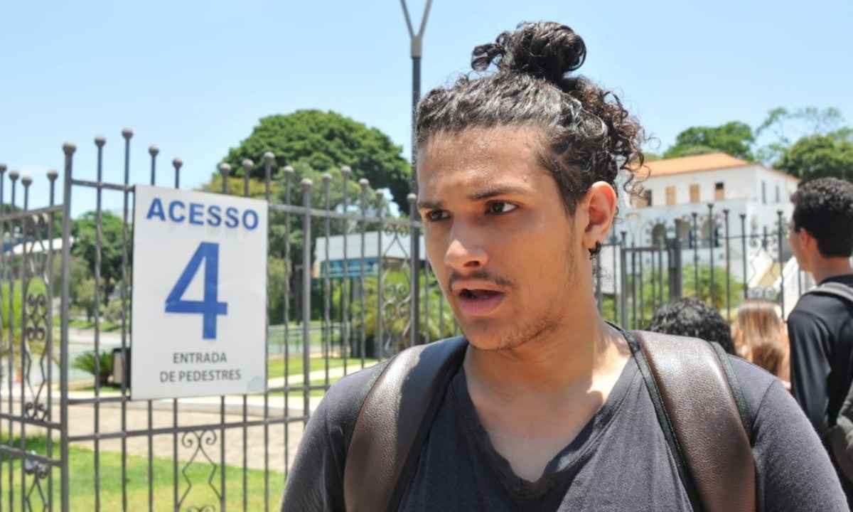 Estudante Elias Moreira