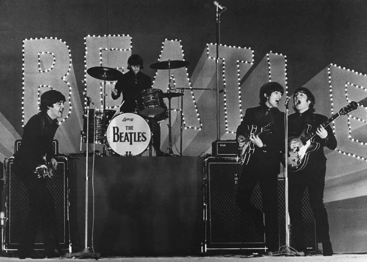 Músicas dos Beatles como 'Now and Then' podem existir com IA, diz cineasta