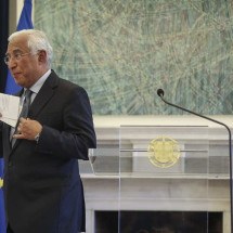 Primeiro-ministro de Portugal renuncia em meio a operação contra corrupção -  AFP