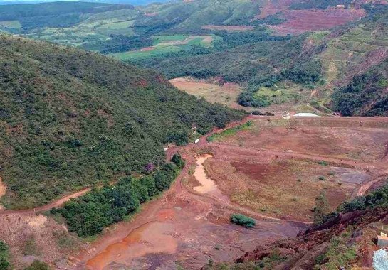 Barragens de produção industrial e mineral e de hidrelétricas estão incluídas na política nacional -  (crédito: MATEUS PARREIRAS/EM/D.A.PRESS)