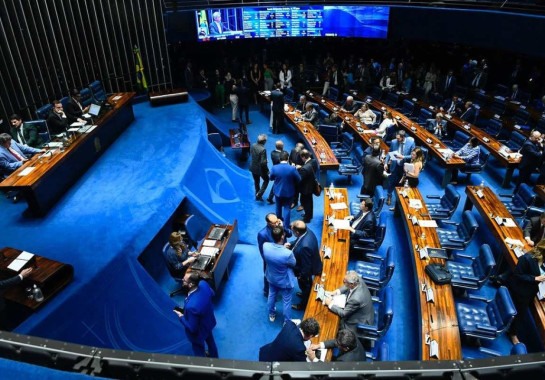 A proposta de reforma tributária foi aprovada pelos parlamentares em primeiro turno à tarde em segundo à noite -  (crédito:  Marcos Oliveira/Agência Senado)