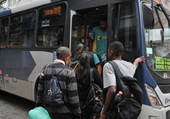 Prefeitura propõe faixa exclusiva para ônibus nos dois sentidos da avenida Augusto de Lima, no Barro Preto -  (crédito: Gladyston Rodrigues/EM/DA. Press)