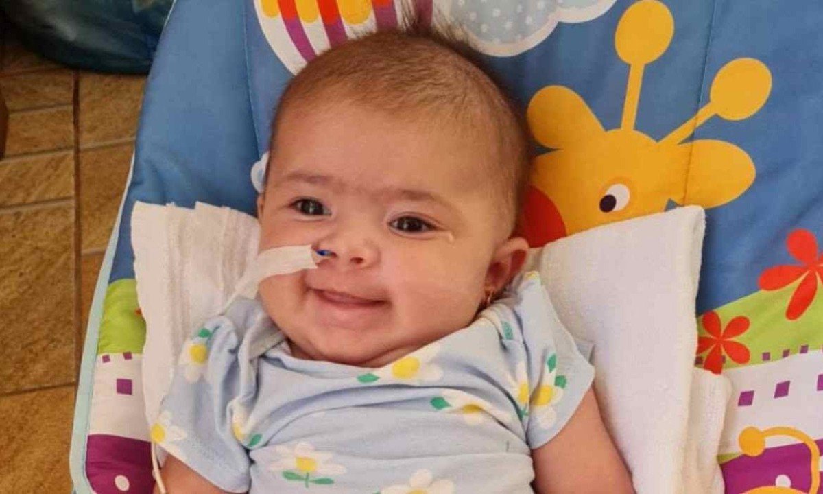 Na foto, a pequena Maria Cecília, de apenas três meses de vida -  (crédito: Arquivo Pessoal/Denise Daniele)