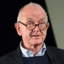 É tolice achar que a inteligência artificial vai substituir o cérebro - HUMANISTS UK