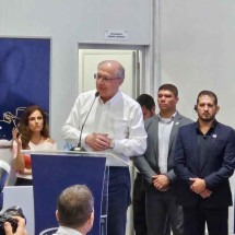 Uberlândia: Alckmin visita fábrica de queijo com capacidade de produzir mil toneladas por mês - Vinícius Lemos