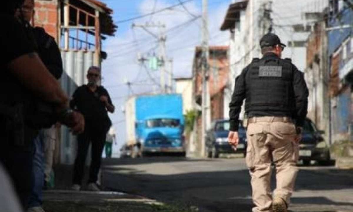 Bahia vive uma escalada de violência com o conflito entre facções criminosas e forças de segurança  -  (crédito: Reprodução/Ascom PCBA/Haeckel Dias))