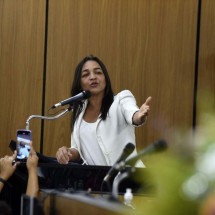 Eliziane Gama defende o indiciamento de generais na CPMI do 8/1 - Henrique Chendes/ALMG