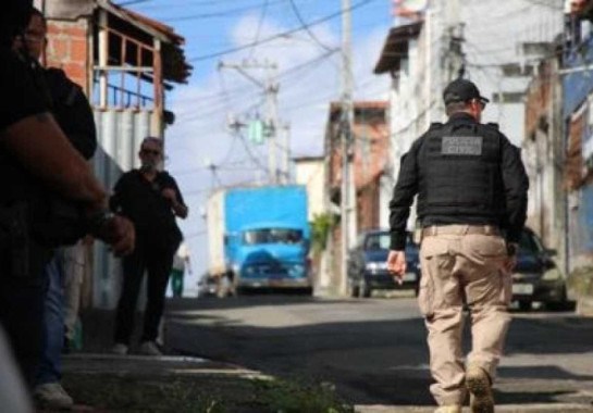 Bahia vive uma escalada de violência com o conflito entre facções criminosas e forças de segurança  -  (crédito: Reprodução/Ascom PCBA/Haeckel Dias))