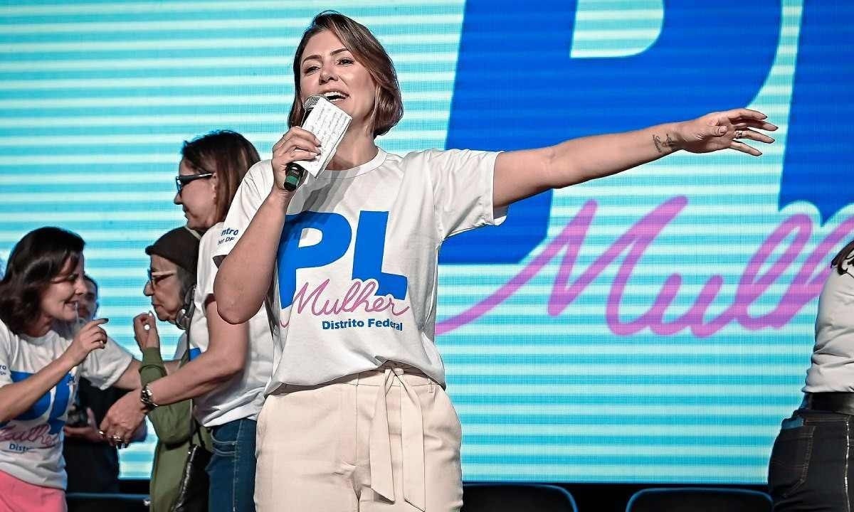Pessoas pr&oacute;ximas ao ex-presidente Jair Bolsonaro apontam que ela disputar&aacute; uma candidatura a outro cargo, com o Distrito Federal como principal op&ccedil;&atilde;o -  (crédito: Zack Stencil / PL)