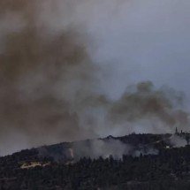 Israel faz ataque no Líbano em alvo a 45 km da fronteira, diz agência - JALAA MAREY / AFP