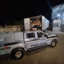 Polícia estoura armazém de cargas roubadas em Contagem - PMMG