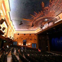 Símbolo de Hollywood, o Teatro Egípcio agora é da Netflix - Robyn Beck / AFP