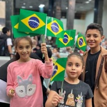 Brasileiros que estavam em Gaza devem chegar ao Brasil na segunda -  MRE