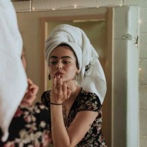 Os excessos da skincare e a escolha certa dos produtos; confira -  Kevin Laminto/ Unsplash