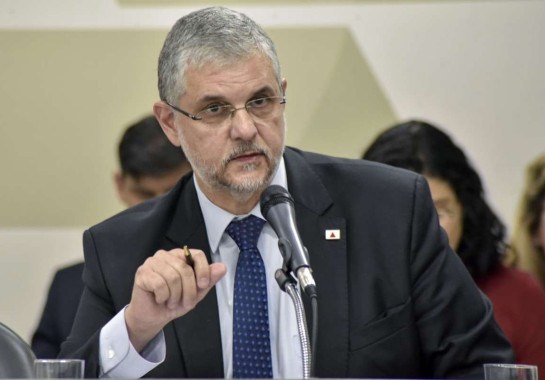 Em primeira reunião no final de outubro, deptuados reclamaram da falta de detalhamento na apresentação do secretário Gustavo Barbosa     -  (crédito: Willian Dias/ALMG)