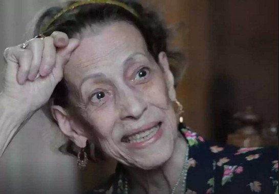 Maria José de Queiroz é autora de de mais de 30 títulos, incluindo ensaios, poesias, romances e contos -  (crédito: Juarez Rodrigues/EM/D.A Press)